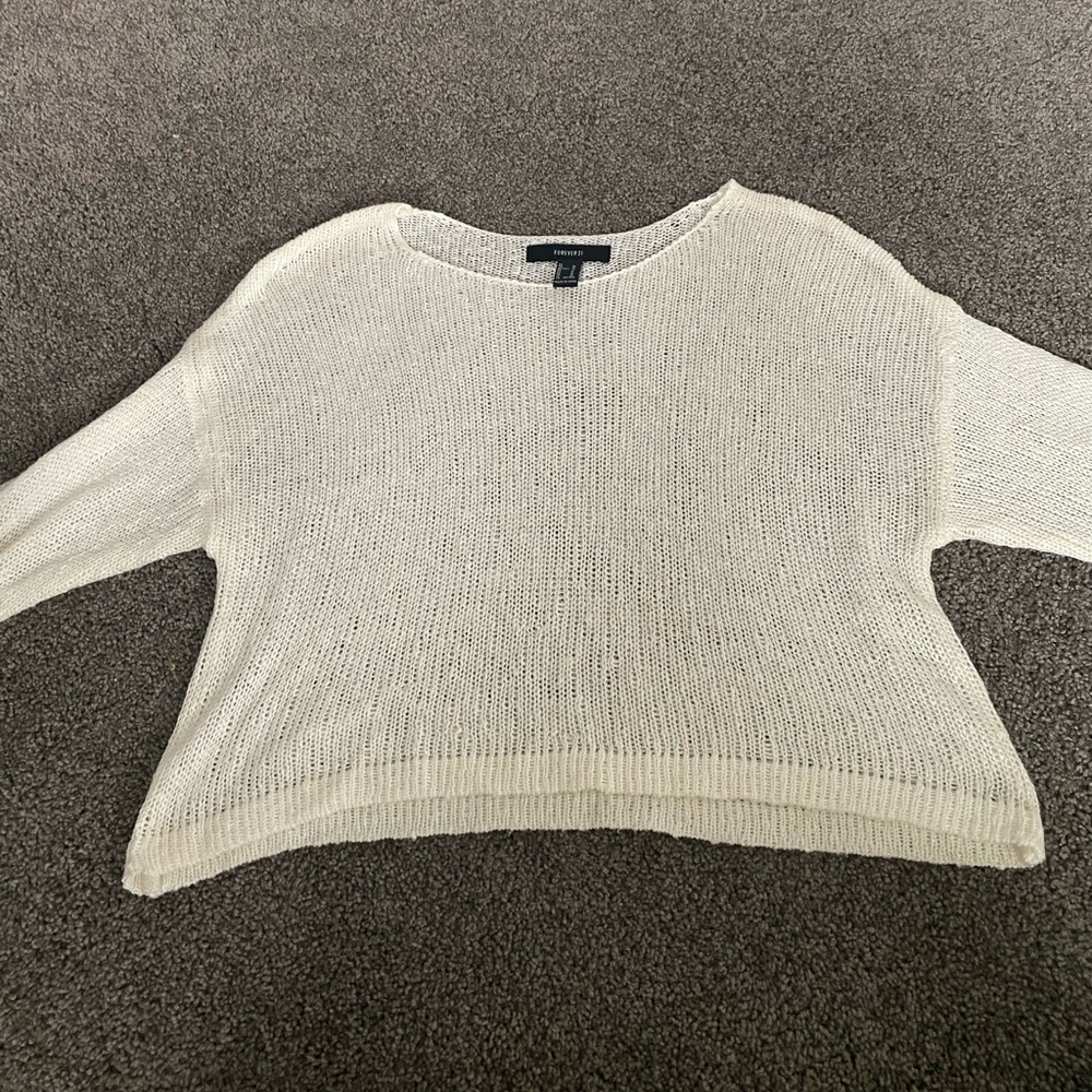 White sweater/shirt